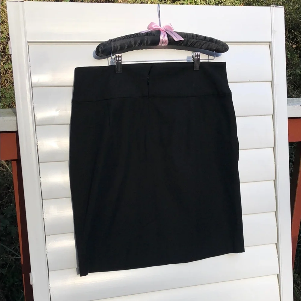 Banana Republic NWT Classic Black Women's Skirt